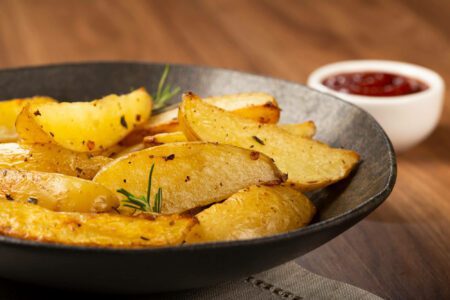 Batata rústica assada na airfryer