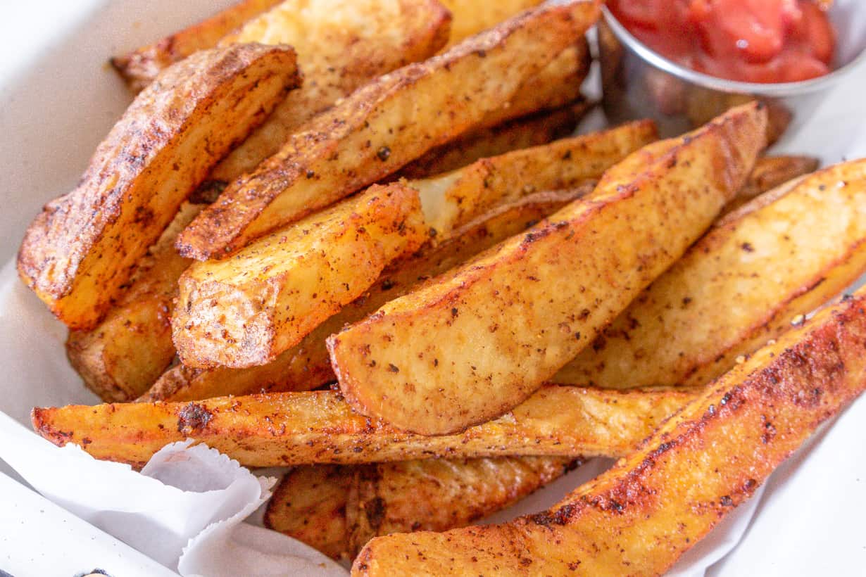 Batata rústica na airfryer com páprica