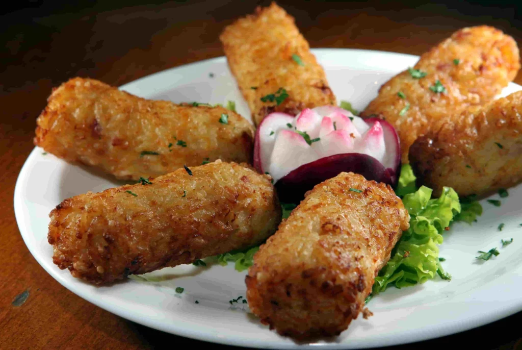 Bolinho de arroz com farinha de mandioca