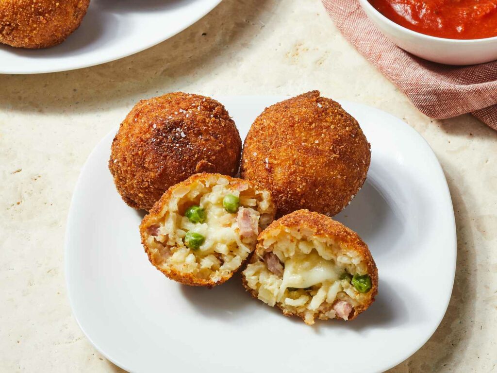 Bolinho de arroz com farinha de rosca