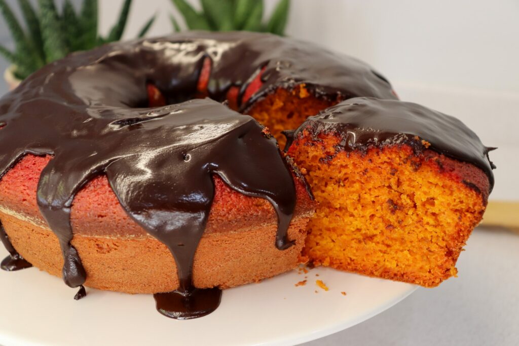 Bolo de beterraba com chocolate