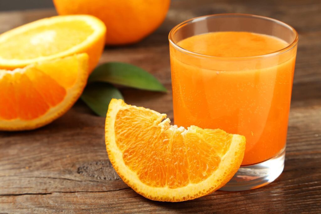 Suco de laranja com acerola